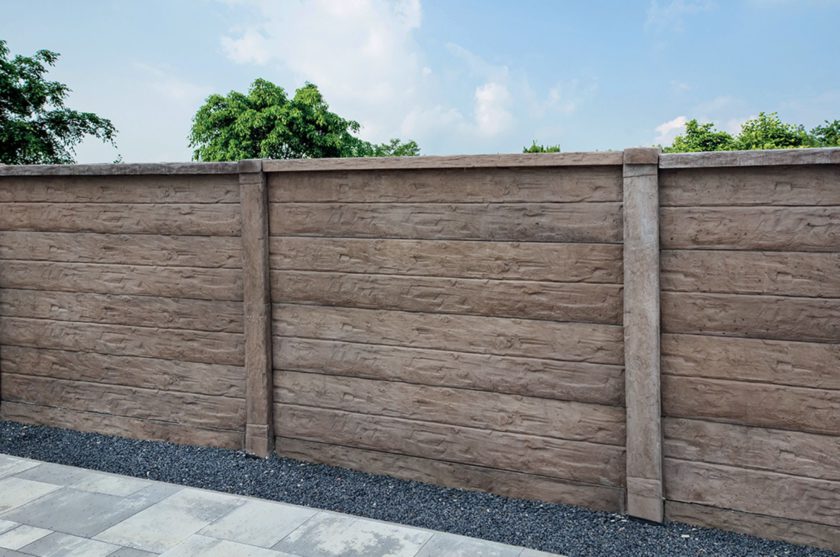 Betonový plot bude třešničkou na dortu vašeho domu, osloví dekorativním vzhledem i snadnou realizací 