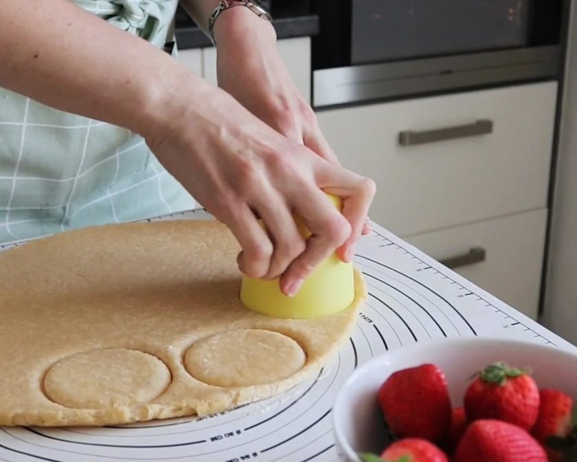 Recept: Kynuté koláče s jahodami