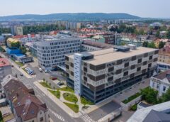 Energeticky úsporný projekt překonal očekávání: Oblastní nemocnice Mladá Boleslav ušetřila přes 10 milionů korun